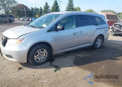 2013 Honda Odyssey Ex z USA, uszkodzony, nr VIN 5FNRL5H45DB082818